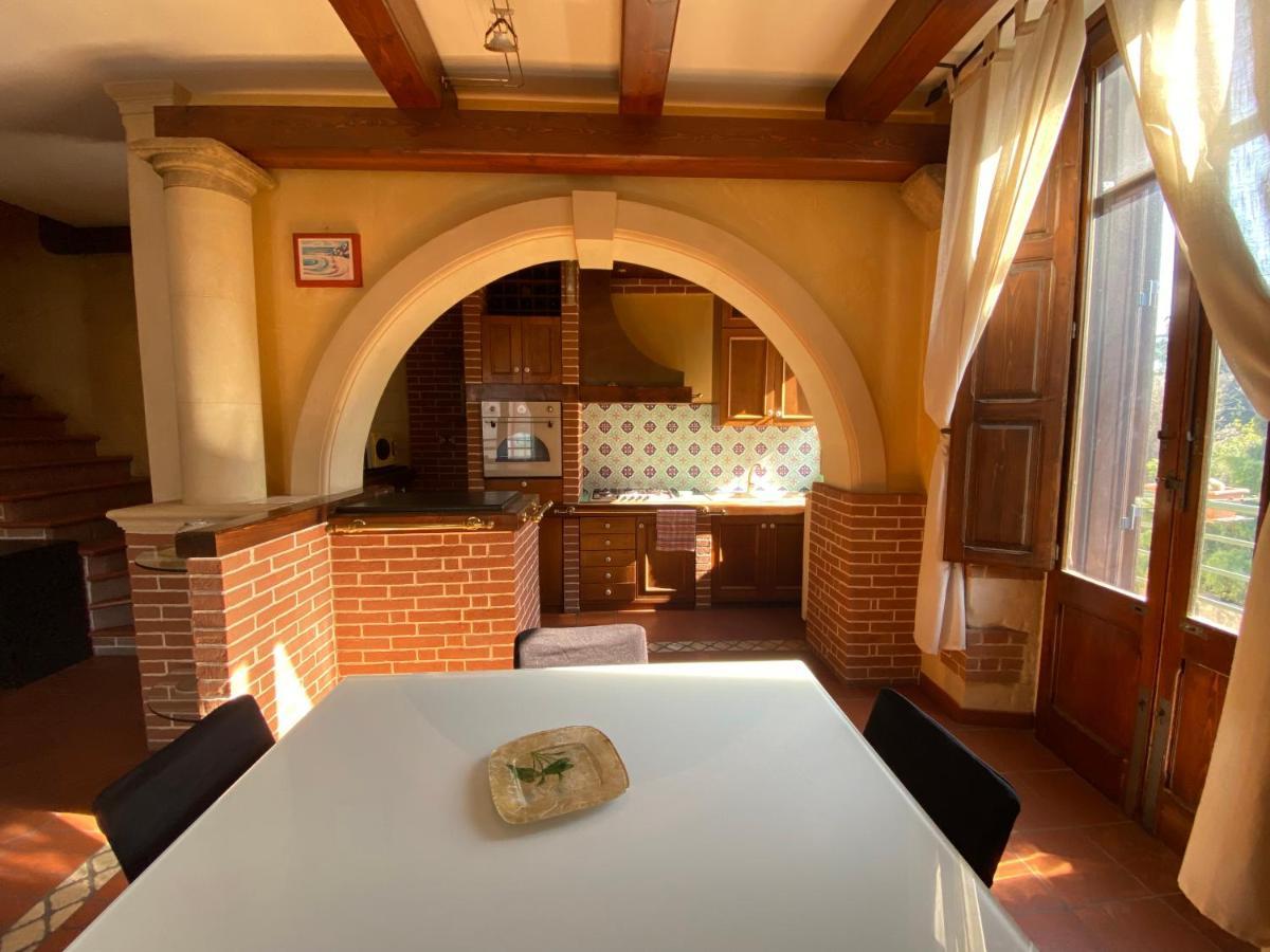 Apartment Casa Chiara, Roof Terrace, 100m To The Historical Center *