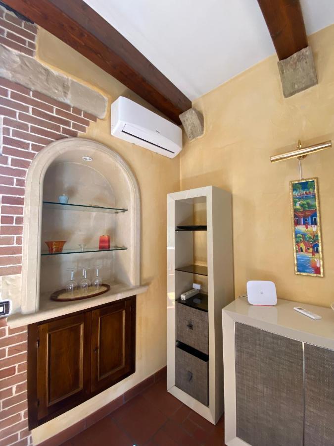 Casa Chiara, Roof Terrace, 100m To The Historical Center Apartment *