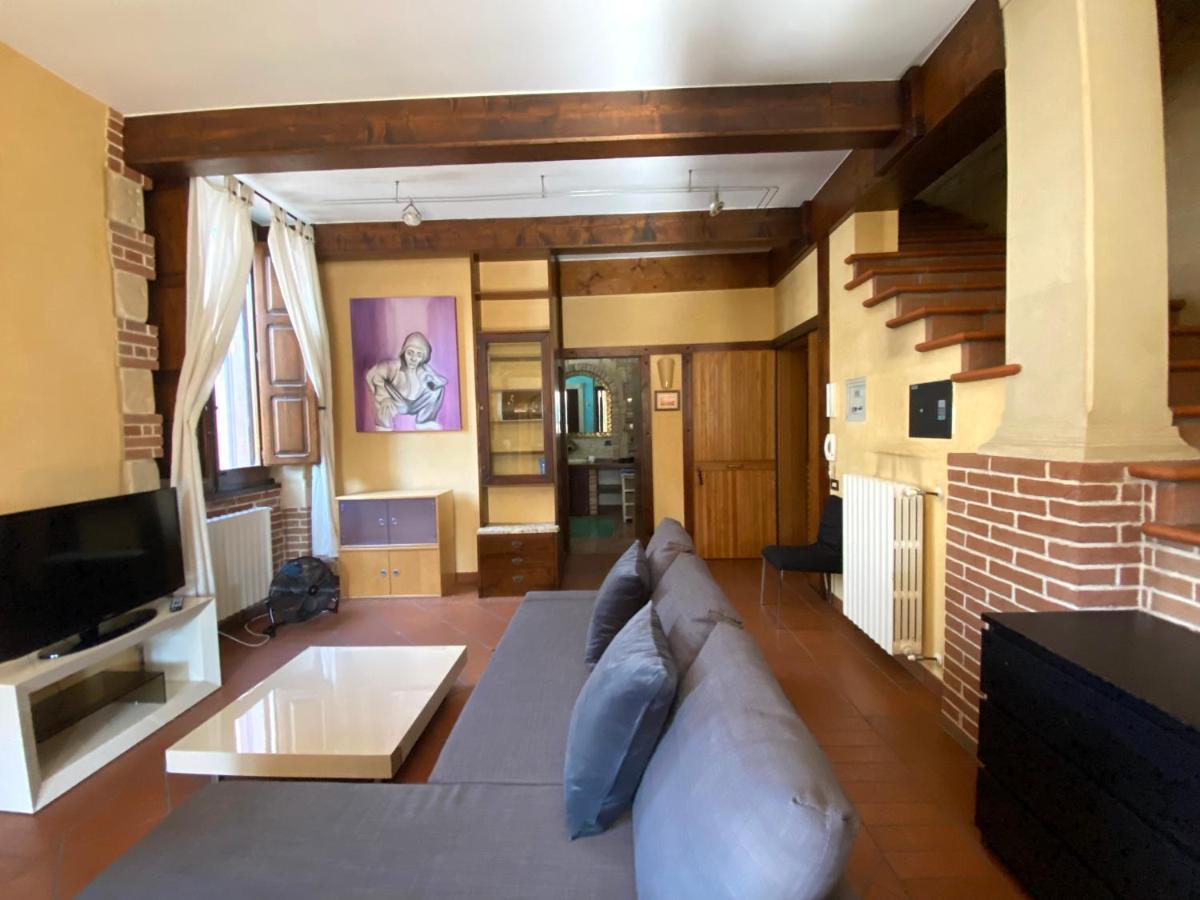 Casa Chiara, Roof Terrace, 100m To The Historical Center Apartment *