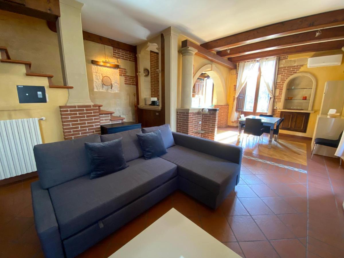 Casa Chiara, Roof Terrace, 100m To The Historical Center *