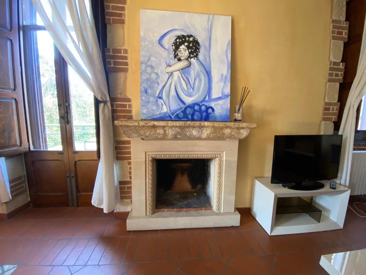 Apartment Casa Chiara, Roof Terrace, 100m To The Historical Center *