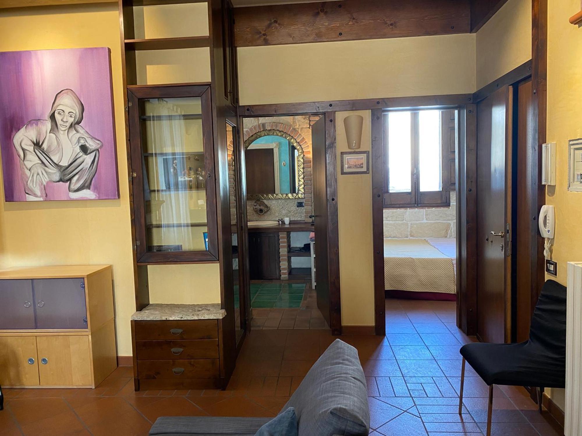 Apartment Casa Chiara, Roof Terrace, 100m To The Historical Center *